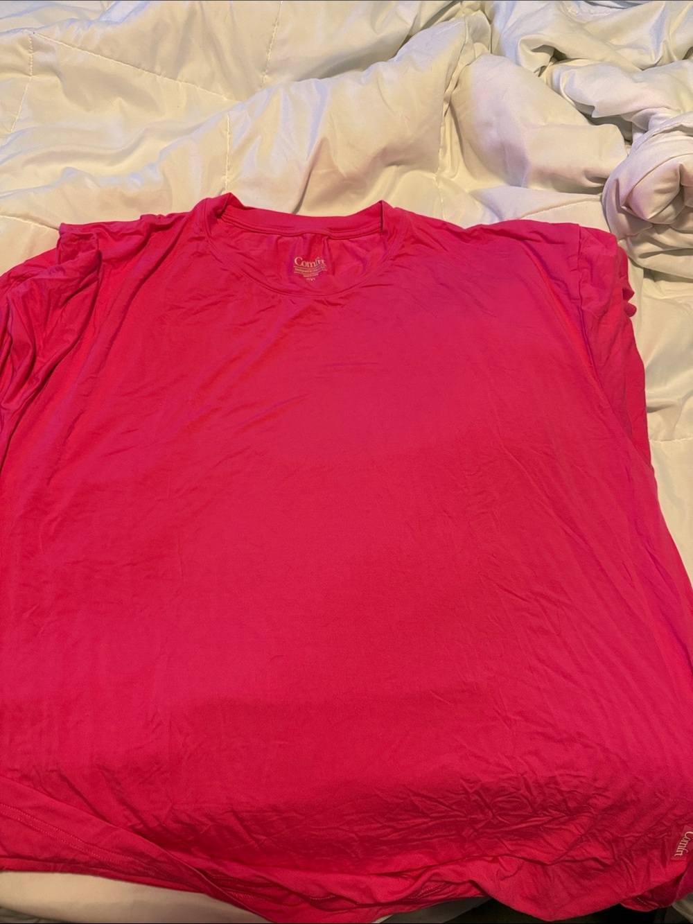 Comfort Colors Women's Short Sleeve Tee - Hot Pink